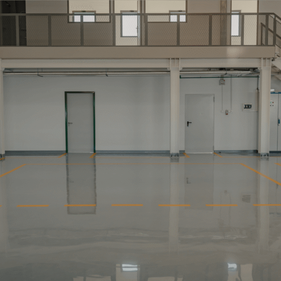 Posadzki z zywicy epoksydowej do obiektów sportowych