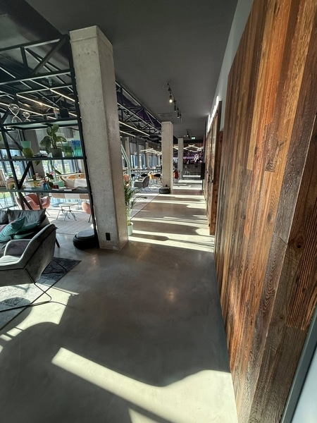 Beton polerowany ULTIMA Hotel MOXY Warszawa (6)_