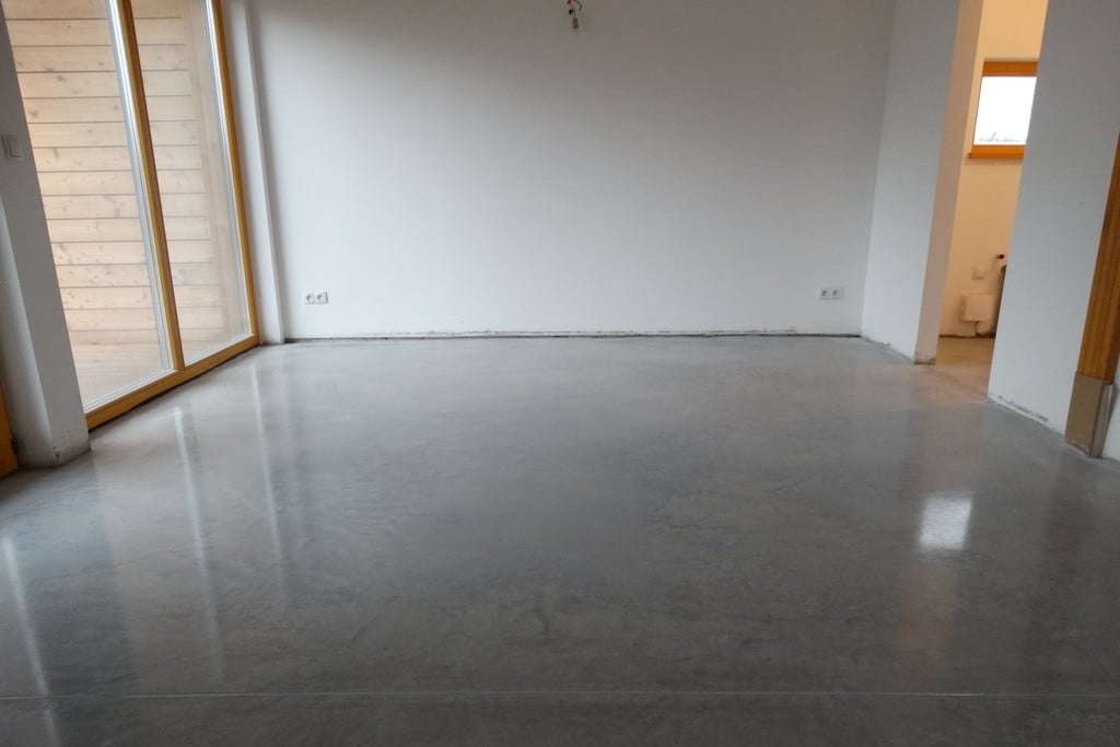 Posadzka betonowa etapy prac Beton polerowany ULTIMA